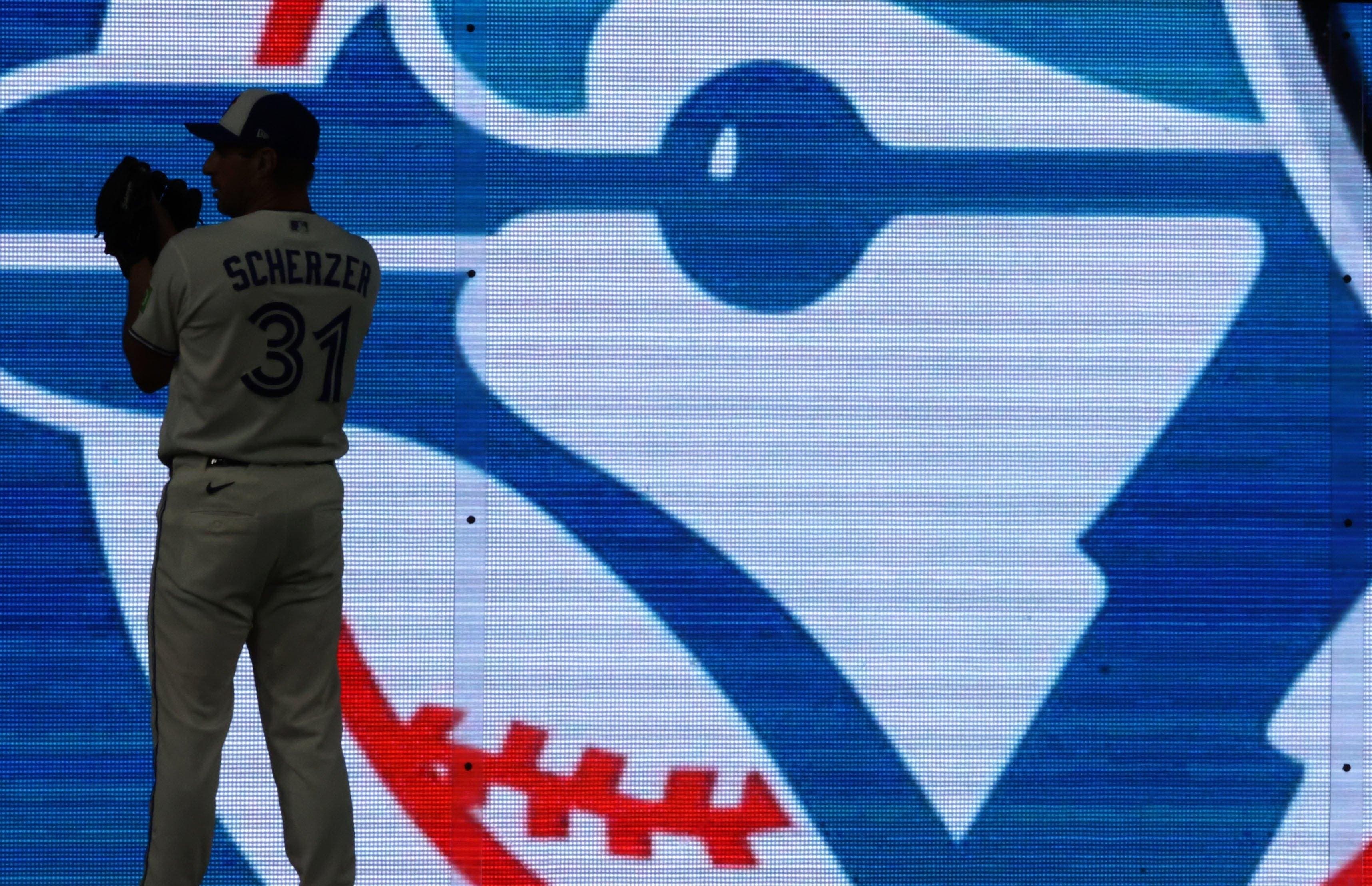Blue Jays' Future Hall Of Famer Offers 4-Word Response On Future After Injury Setback