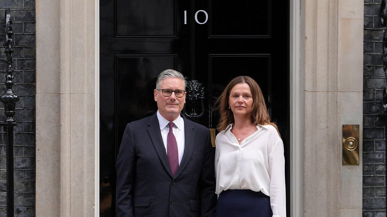Keir Starmer Resigns as UK Prime Minister: What Happens Next and Who Will Lead Labour