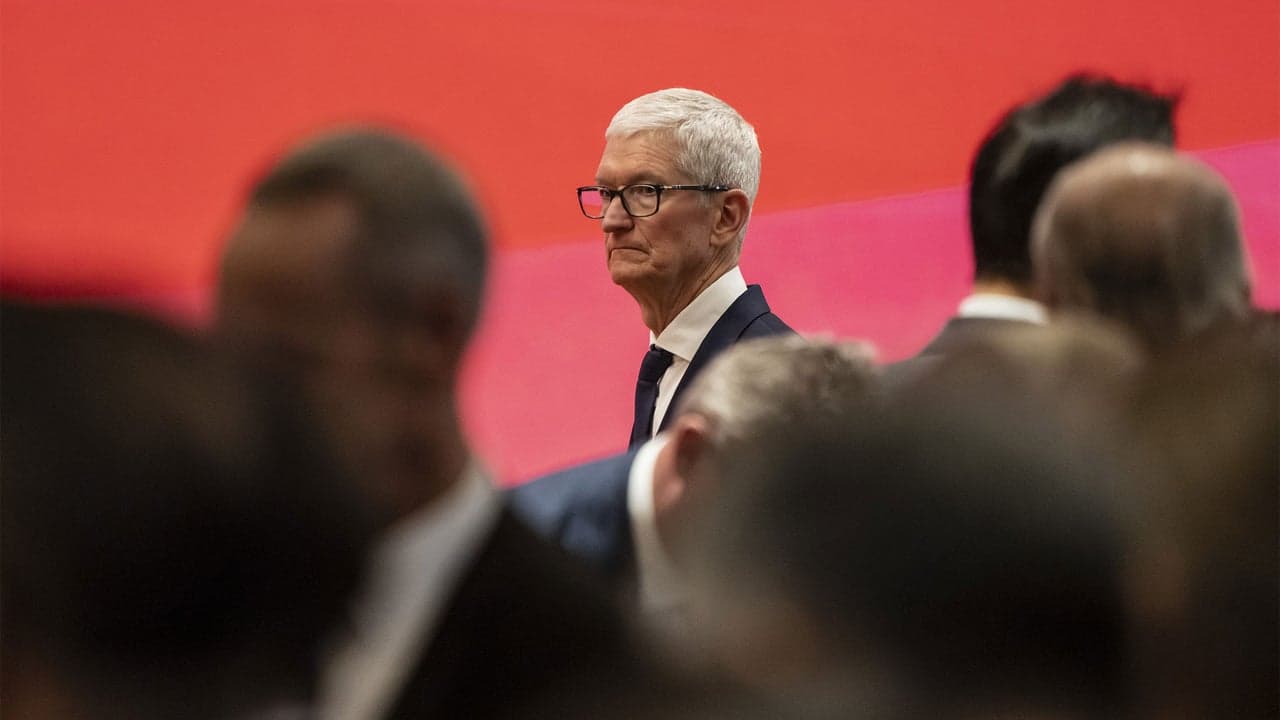Memory Shortage Crisis: Apple CEO Confirms Higher iPhone Prices Are Coming in 2026