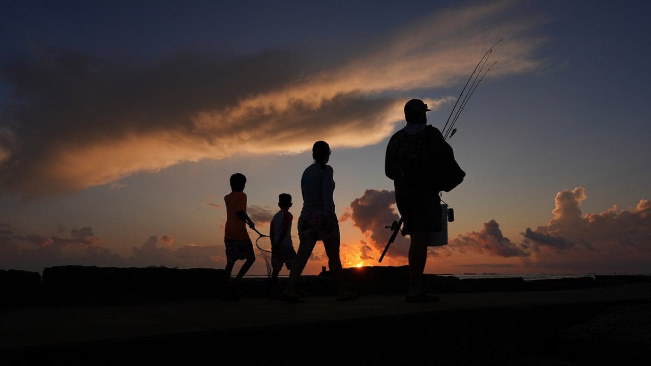 70% of Full-Time Working Parents Juggle Work and Child Duties Simultaneously — And Moms Feel It Most